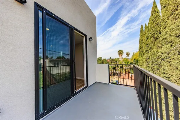 $5,396 | 336 North Reno Street, Unit 1/2, Los Angeles, CA 90026
