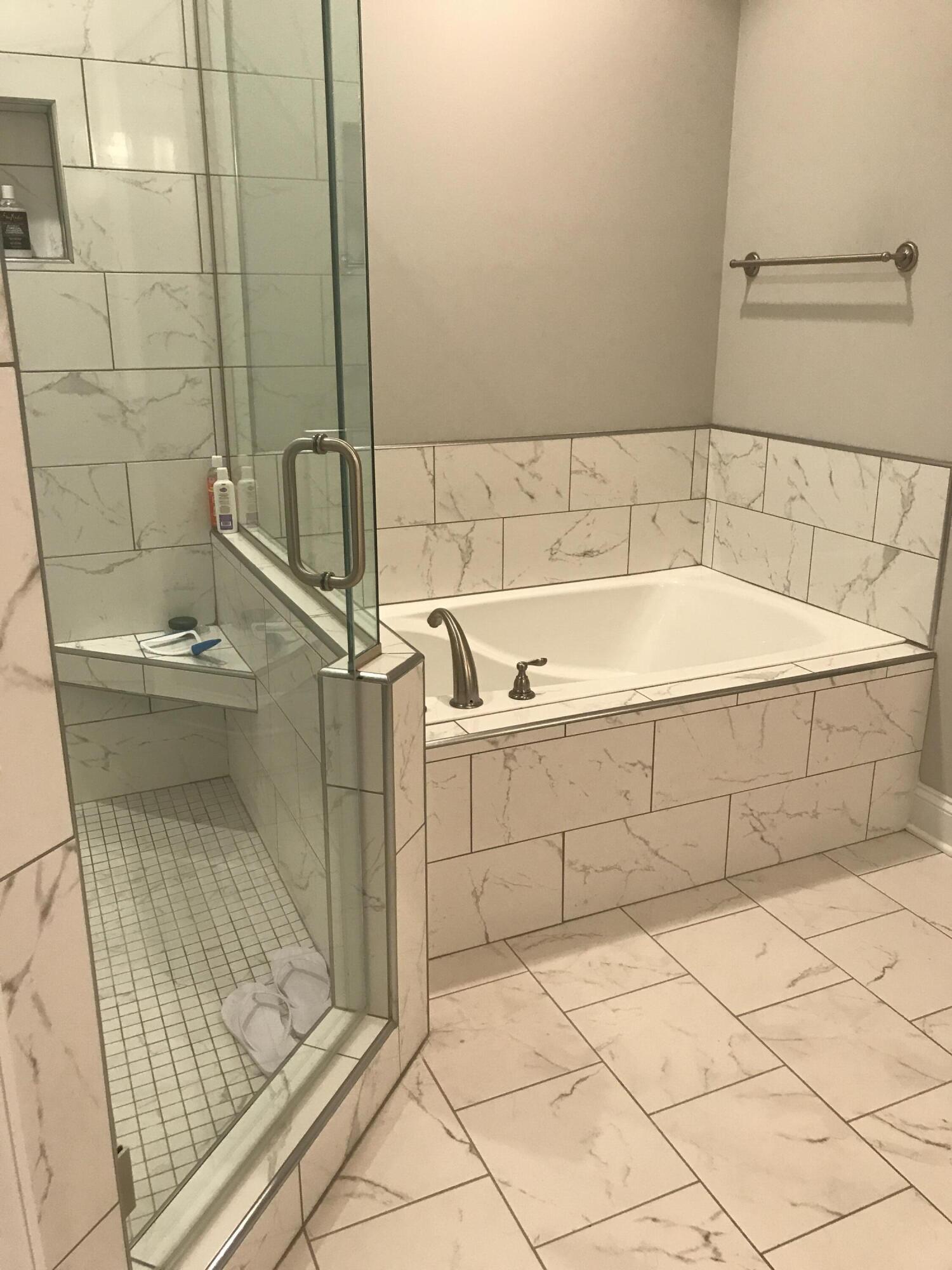 2345 Rivendell Lane Chattanooga, TN 37421 - Photo 8 of 25 Master bath