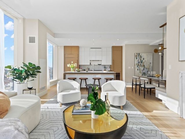 $2,600,000 | 380 Harrison Avenue, Unit PH2B, Boston, MA 02118