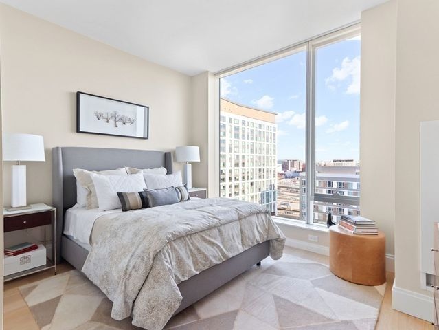 $2,600,000 | 380 Harrison Avenue, Unit PH2B, Boston, MA 02118