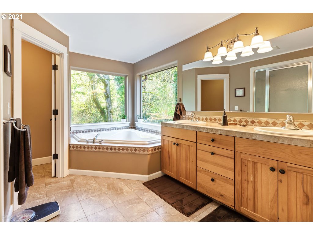 3319 Northwest 179th Street Ridgefield, WA 98642 - Photo 16 of 32