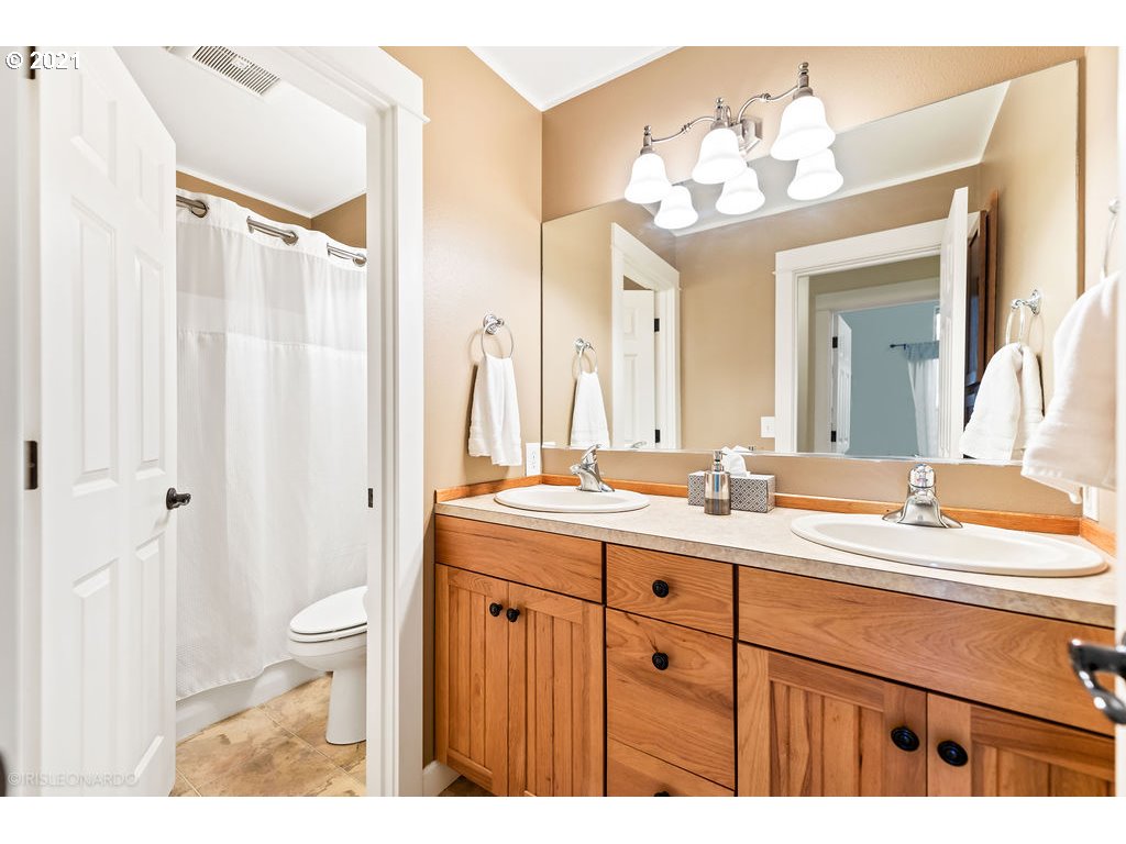 3319 Northwest 179th Street Ridgefield, WA 98642 - Photo 20 of 32