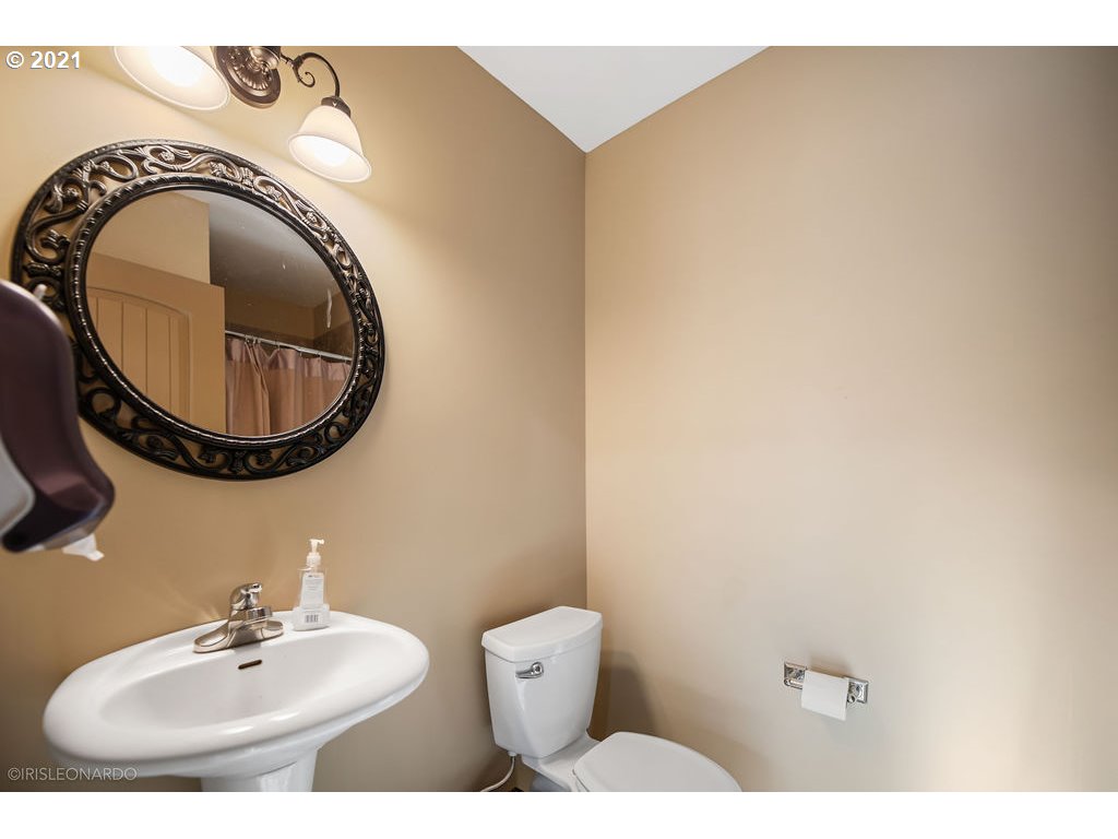 3319 Northwest 179th Street Ridgefield, WA 98642 - Photo 23 of 32