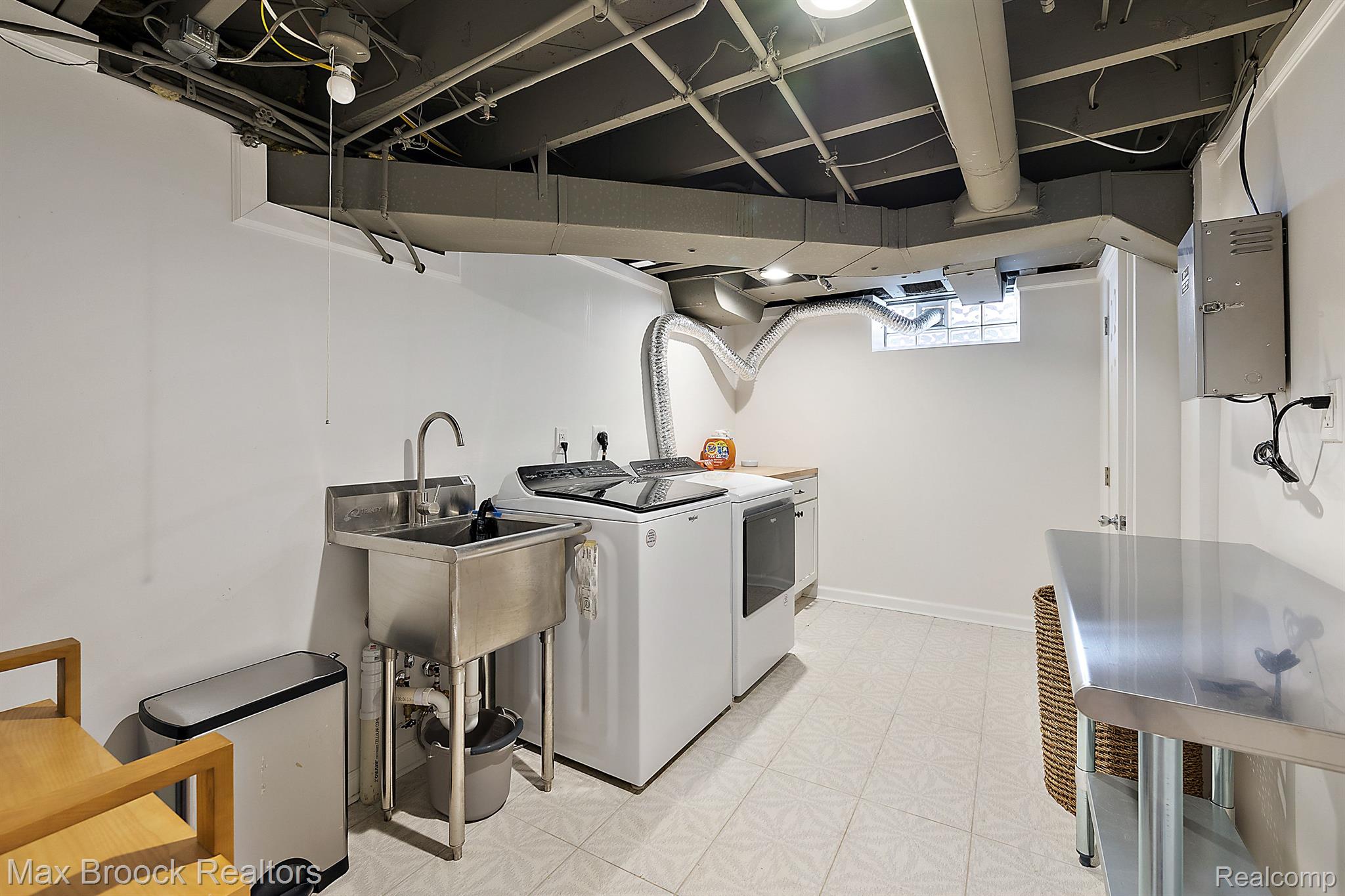 2810 Manchester Road Birmingham, MI 48009 - Photo 24 of 27 Gallery Image 24