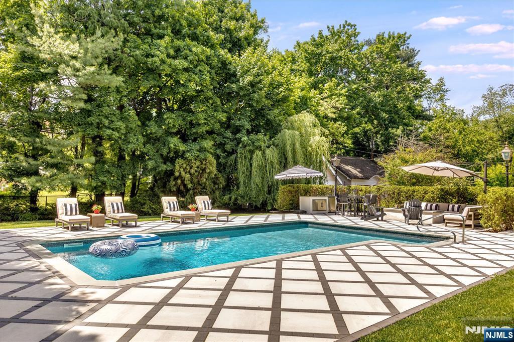 380 Ridgewood Avenue Glen Ridge, NJ 07028 - Photo 48 of 50