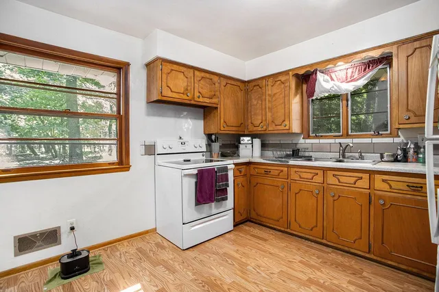 $399,000 | 10011 Lloy Street, Portage, MI 49024