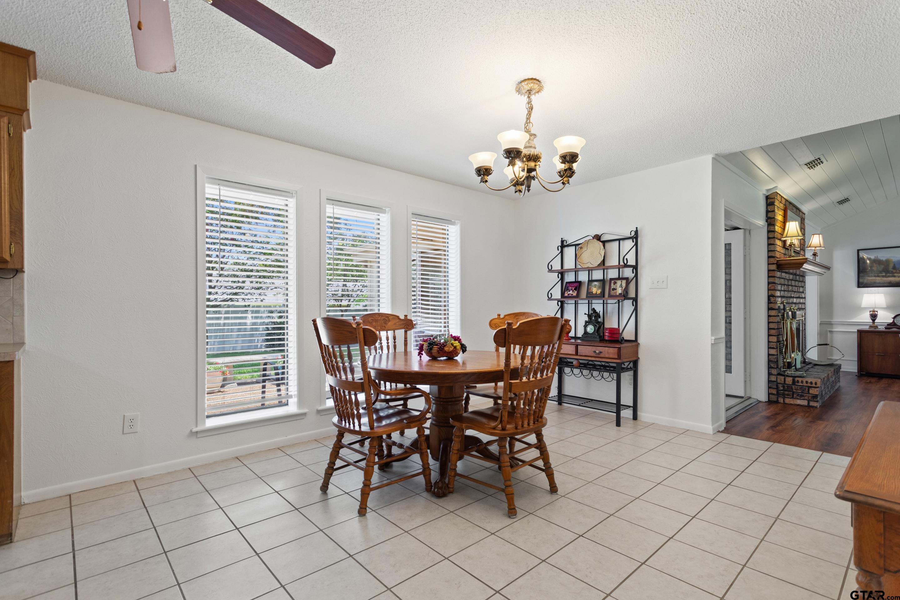 507 Ridgeway Drive Chandler, TX 75758 - Photo 14 of 37