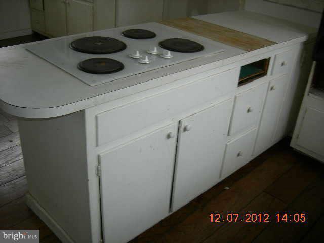 5 Southship Road Dundalk, MD 21222 - Photo 7 of 8 Kitchen