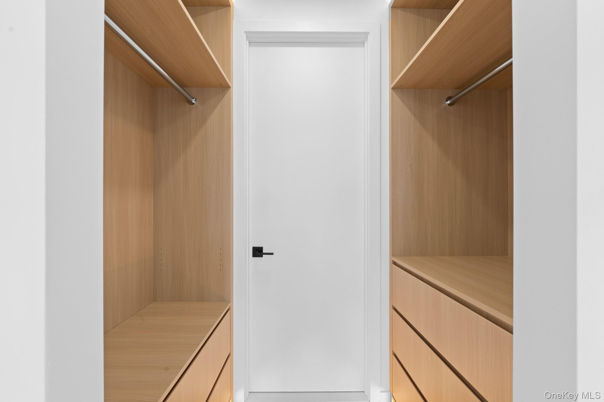 366 Harman Street, Unit 3R Brooklyn, NY 11237 - Photo 5 of 19 View of walk in closet