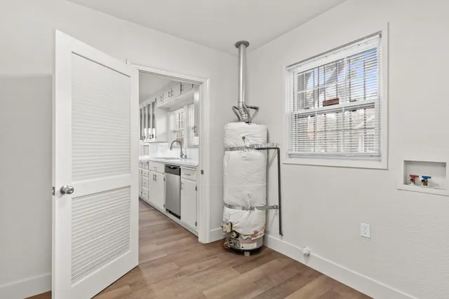 $425,000 | 1205 North Airport Way, Stockton, CA 95205