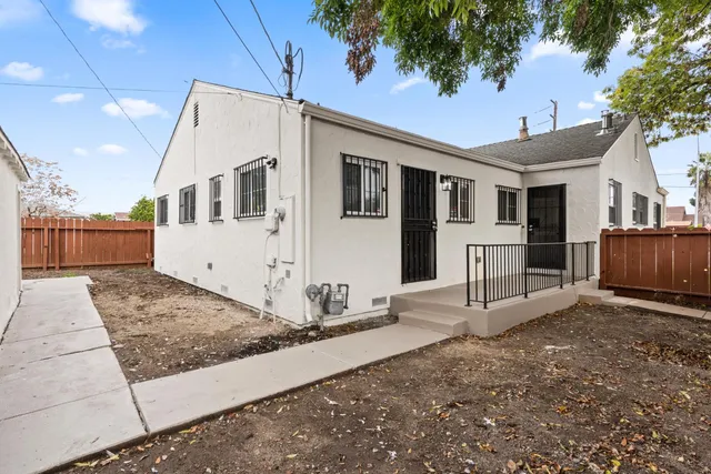 $425,000 | 1205 North Airport Way, Stockton, CA 95205