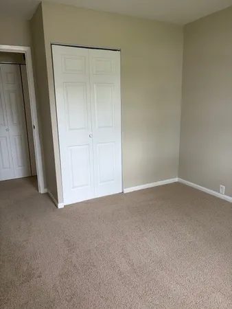 $2,500 | 713 Essex Avenue, Romeoville, IL 60446