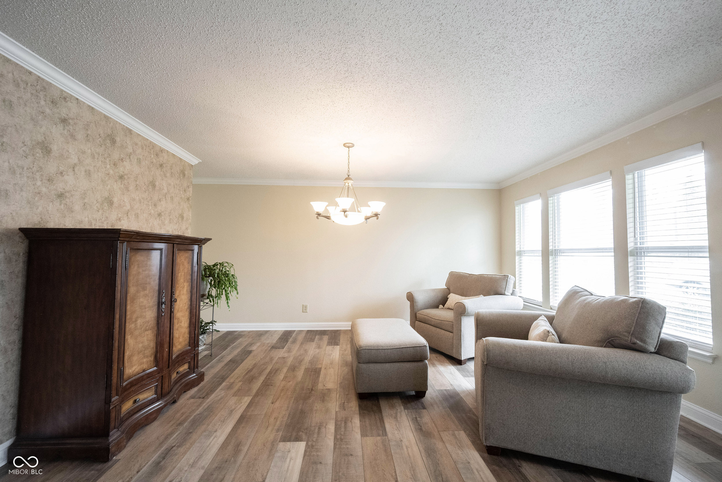 10406 Corning Way Fishers, IN 46038 - Photo 7 of 62 Gallery Image 7