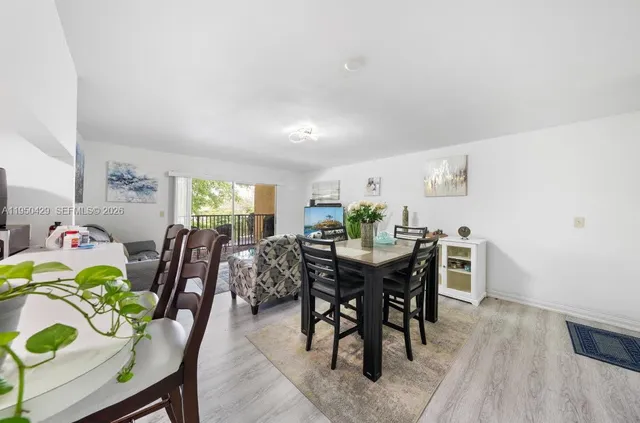 $210,000 | 3561 Northwest 95th Terrace, Unit 423, Sunrise, FL 33351