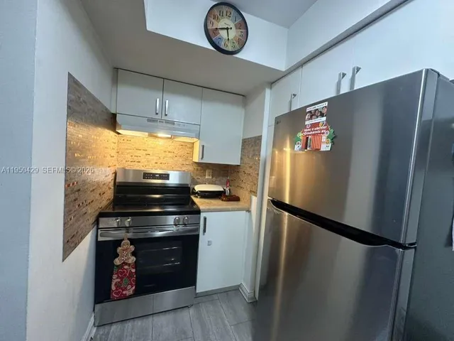 $210,000 | 3561 Northwest 95th Terrace, Unit 423, Sunrise, FL 33351