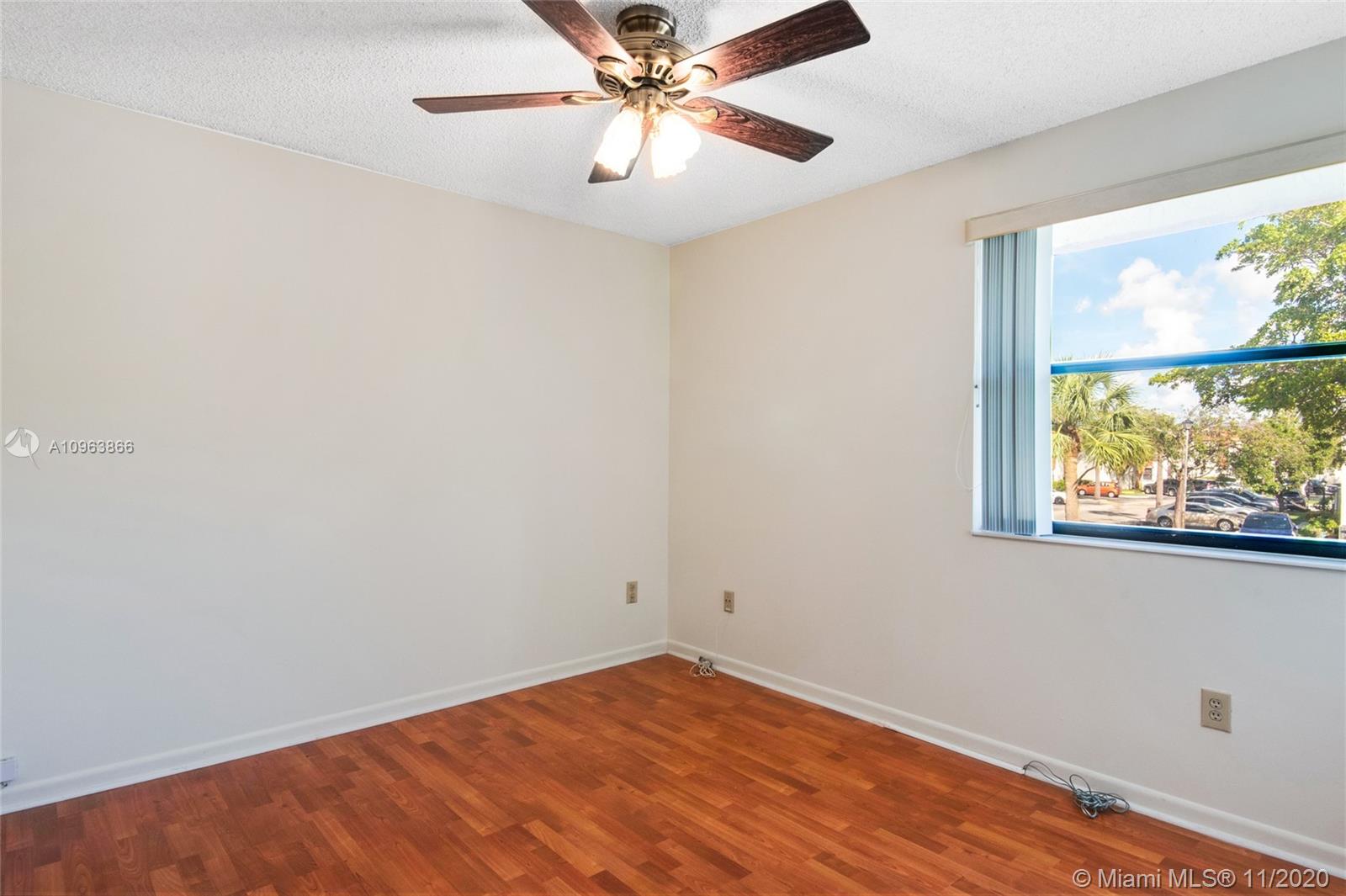1168 North Hiatus Road, Unit 1168 Pembroke Pines, FL 33026 - Photo 15 of 42