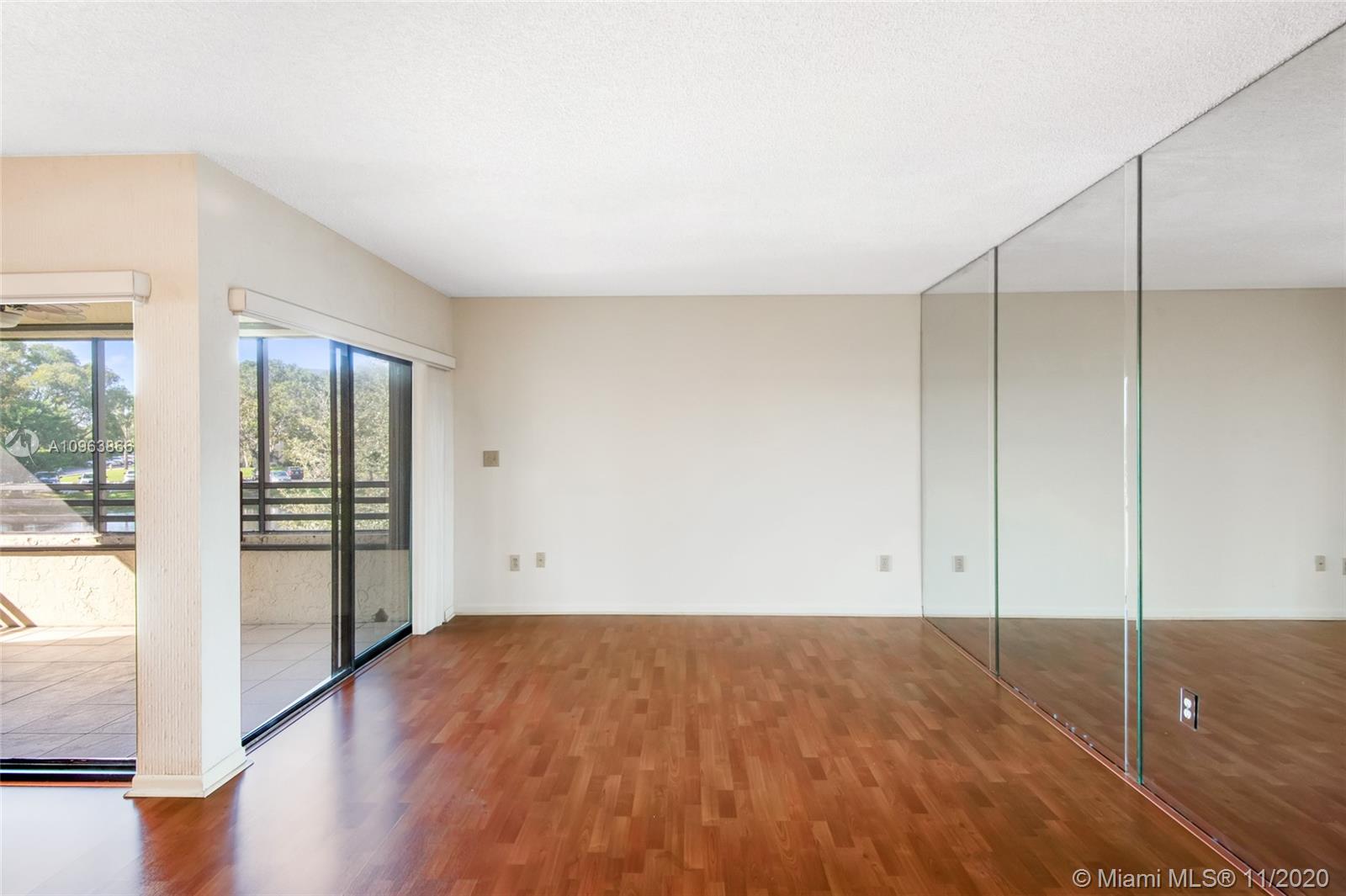 1168 North Hiatus Road, Unit 1168 Pembroke Pines, FL 33026 - Photo 20 of 42