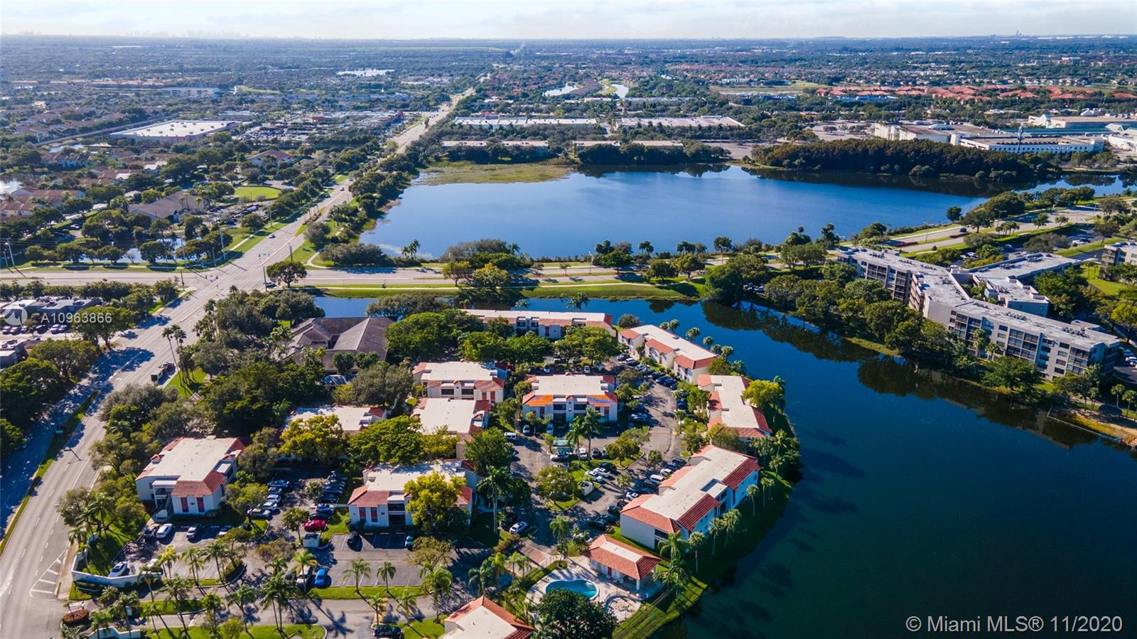 1168 North Hiatus Road, Unit 1168 Pembroke Pines, FL 33026 - Photo 35 of 42