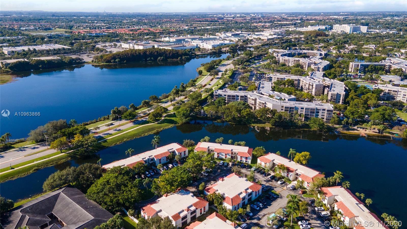 1168 North Hiatus Road, Unit 1168 Pembroke Pines, FL 33026 - Photo 36 of 42