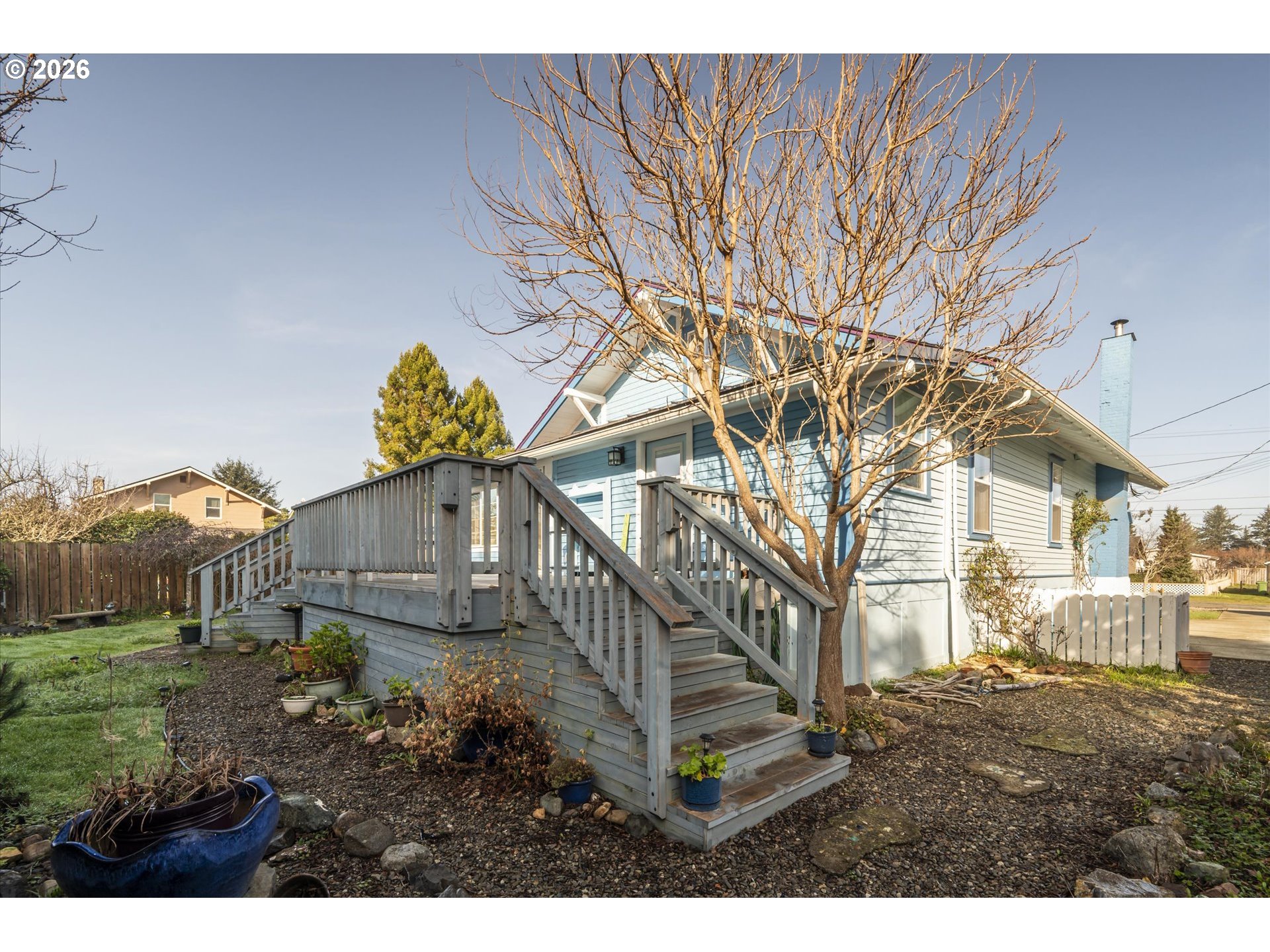 830 Division Street Southeast Bandon, OR 97411 - Photo 3 of 48