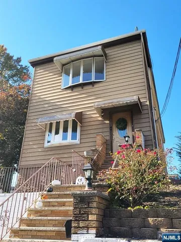 $1,350 | 167 Columbia Street, Wood-Ridge, NJ 07075