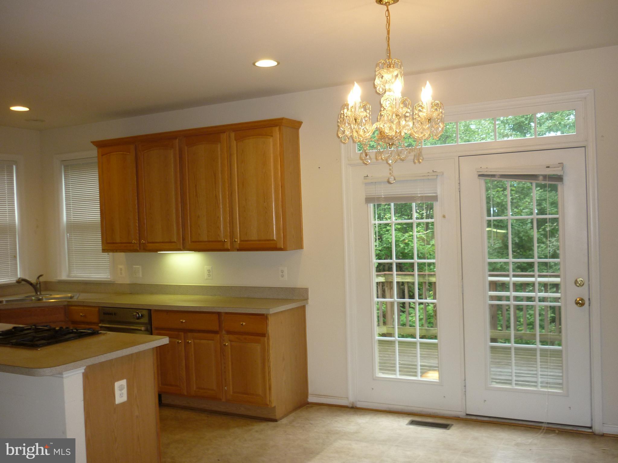 7577 Rio Grande Way Gainesville, VA 20155 - Photo 2 of 18 Kitchen