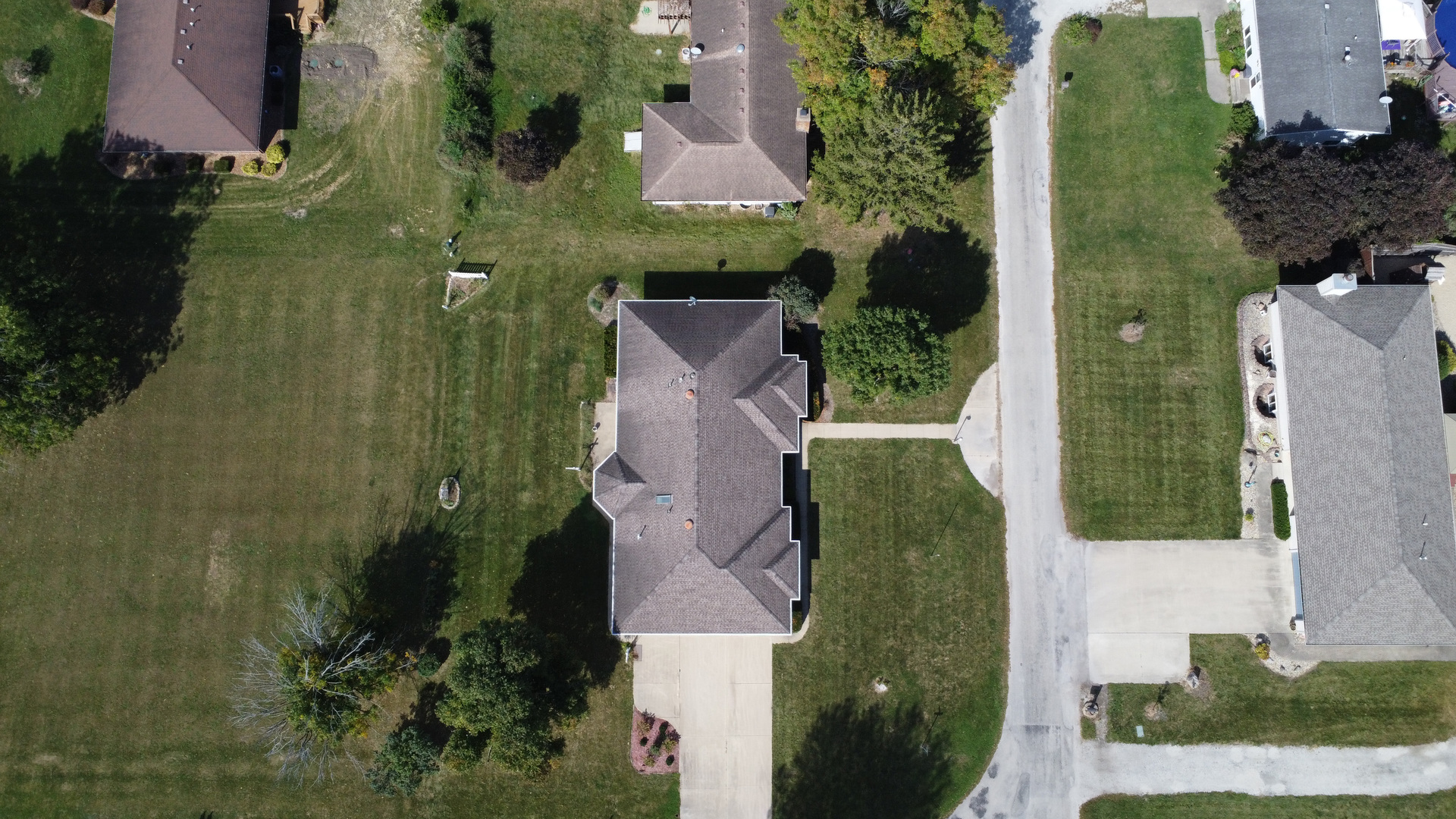 601 Church Street Crescent City, IL 60928 - Photo 14 of 60