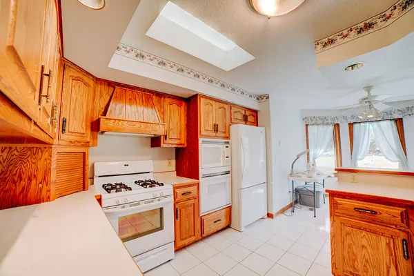$349,900 | 601 Church Street, Crescent City, IL 60928