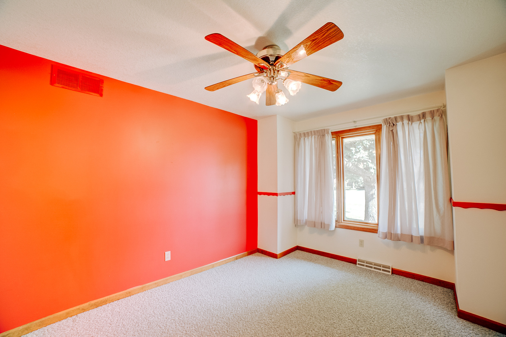 601 Church Street Crescent City, IL 60928 - Photo 28 of 60