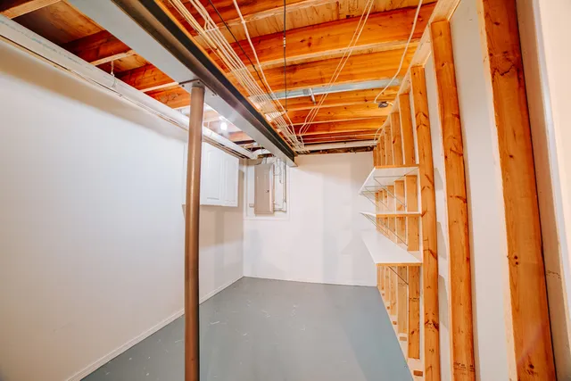 $379,900 | 601 Church Street, Crescent City, IL 60928