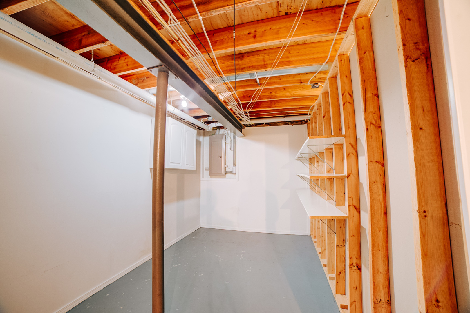 601 Church Street Crescent City, IL 60928 - Photo 59 of 60 a view of walk in closet with empty racks
