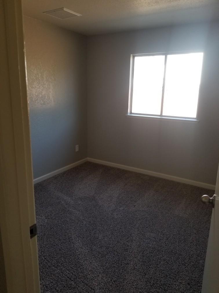 1383 Santa Rosa Circle Reedley, CA 93654 - Photo 7 of 9 Gallery Image 7