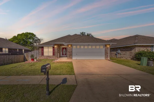 $274,900 | 13097 Concord Drive East, Lillian, AL 36549