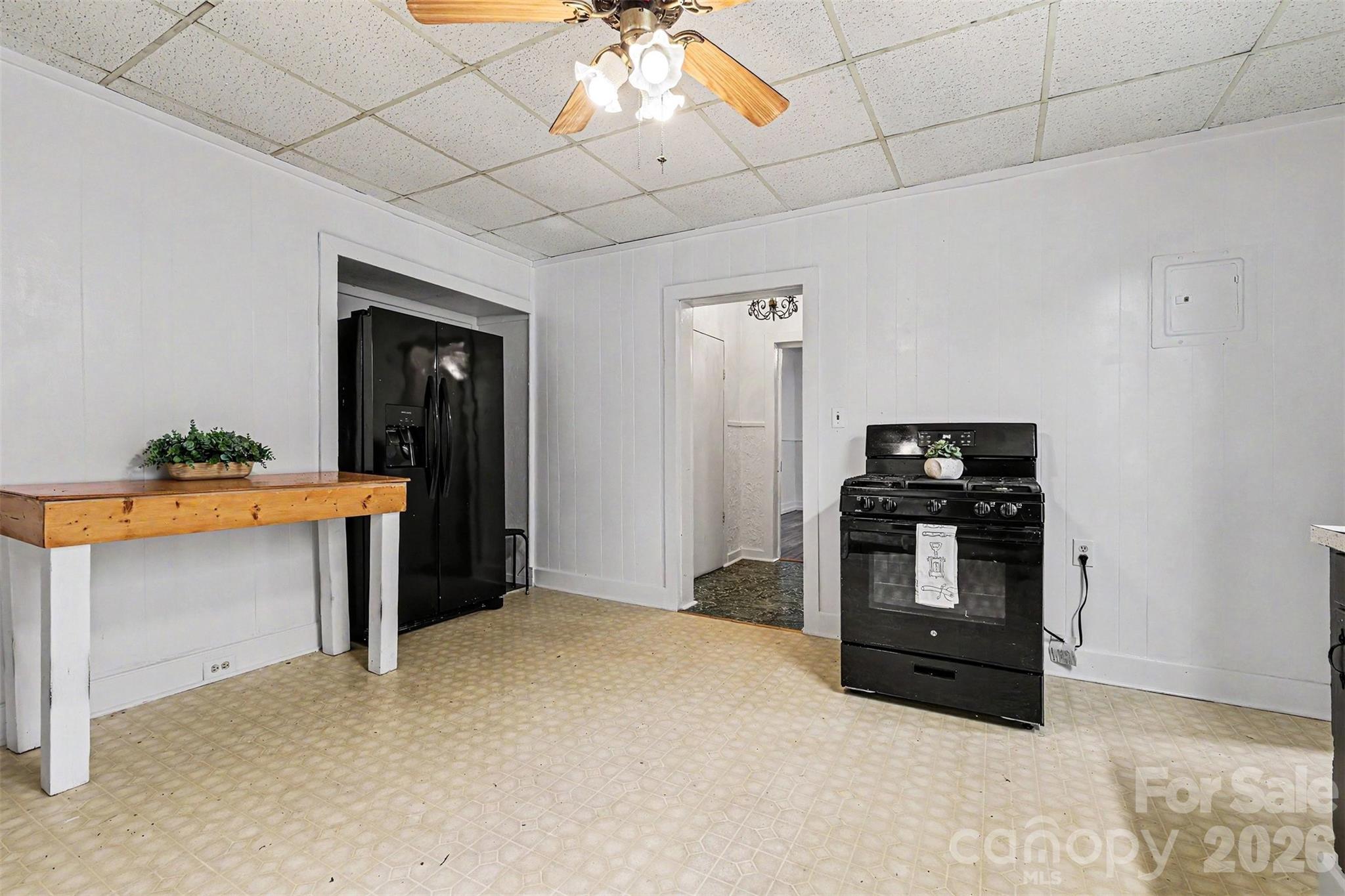 58 Poplar Street Great Falls, SC 29055 - Photo 9 of 27