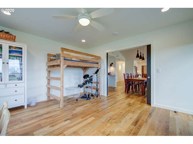 17025 Southeast Walnut Hill Road Amity, OR 97101 - Photo 20 of 31 Gallery Image 20