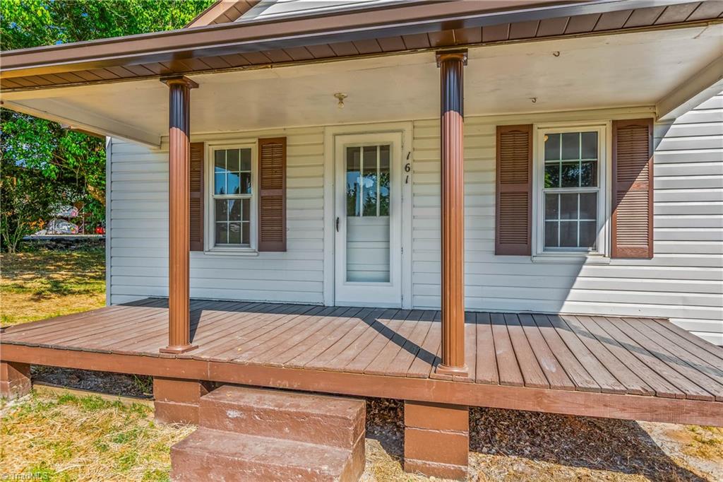 161 Cedar Forest Road Ronda, NC 28670 - Photo 4 of 26
