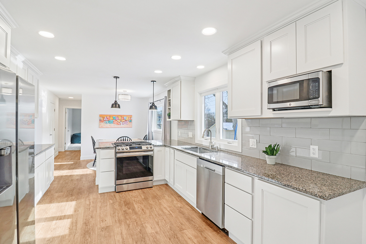 110 Pooler Avenue DeKalb, IL 60115 - Photo 14 of 34