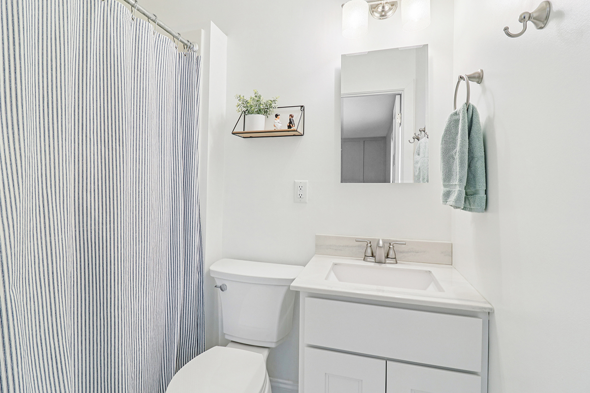 110 Pooler Avenue DeKalb, IL 60115 - Photo 22 of 34