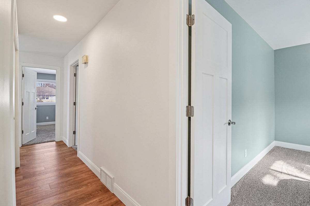 110 Pooler Avenue DeKalb, IL 60115 - Photo 23 of 34