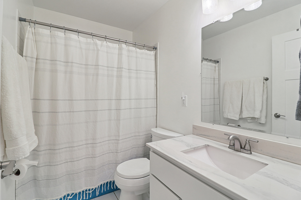 110 Pooler Avenue DeKalb, IL 60115 - Photo 26 of 34