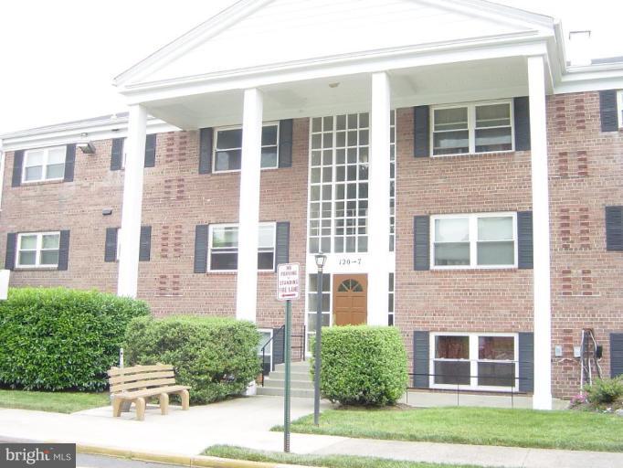 120 Washington Street Northeast, Unit 710 Leesburg, VA 20176 - Photo 1 of 1 Exterior (Main)