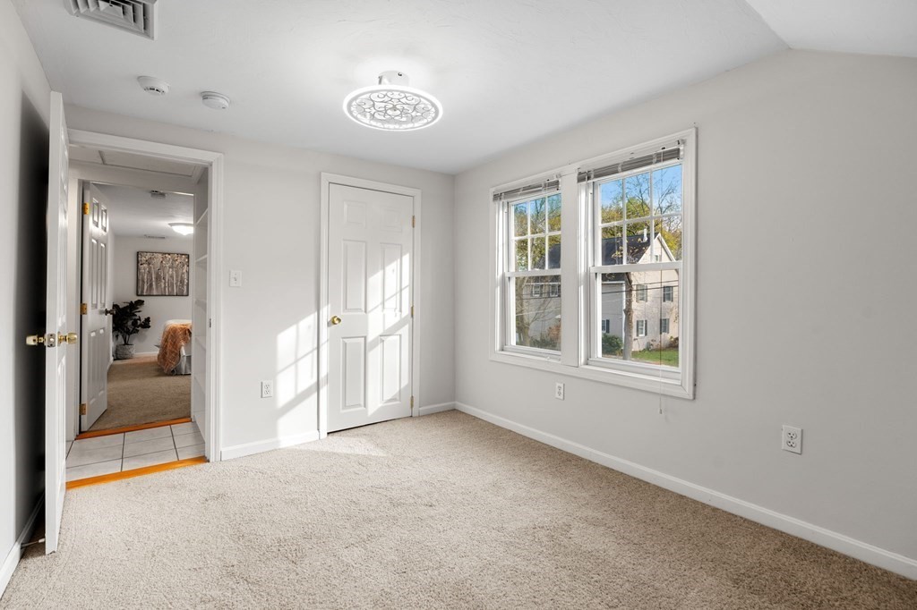 60 Florence Street Lowell, MA 01852 - Photo 31 of 42