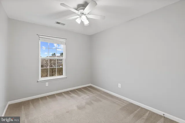 $2,700 | 1900 Lennox Drive, Unit 49, Eldersburg, MD 21784