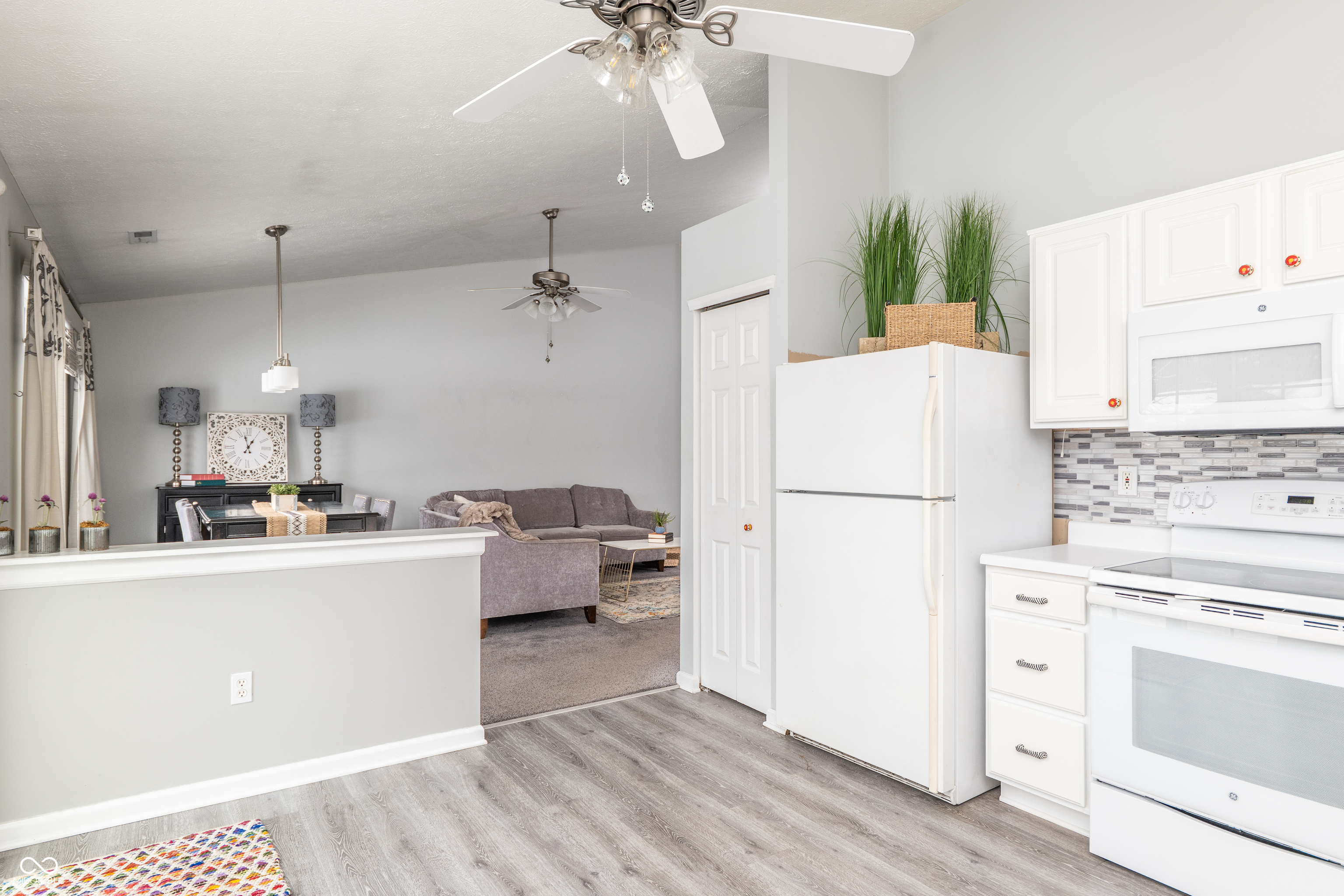 9984 Gentry Drive Fishers, IN 46038 - Photo 14 of 31