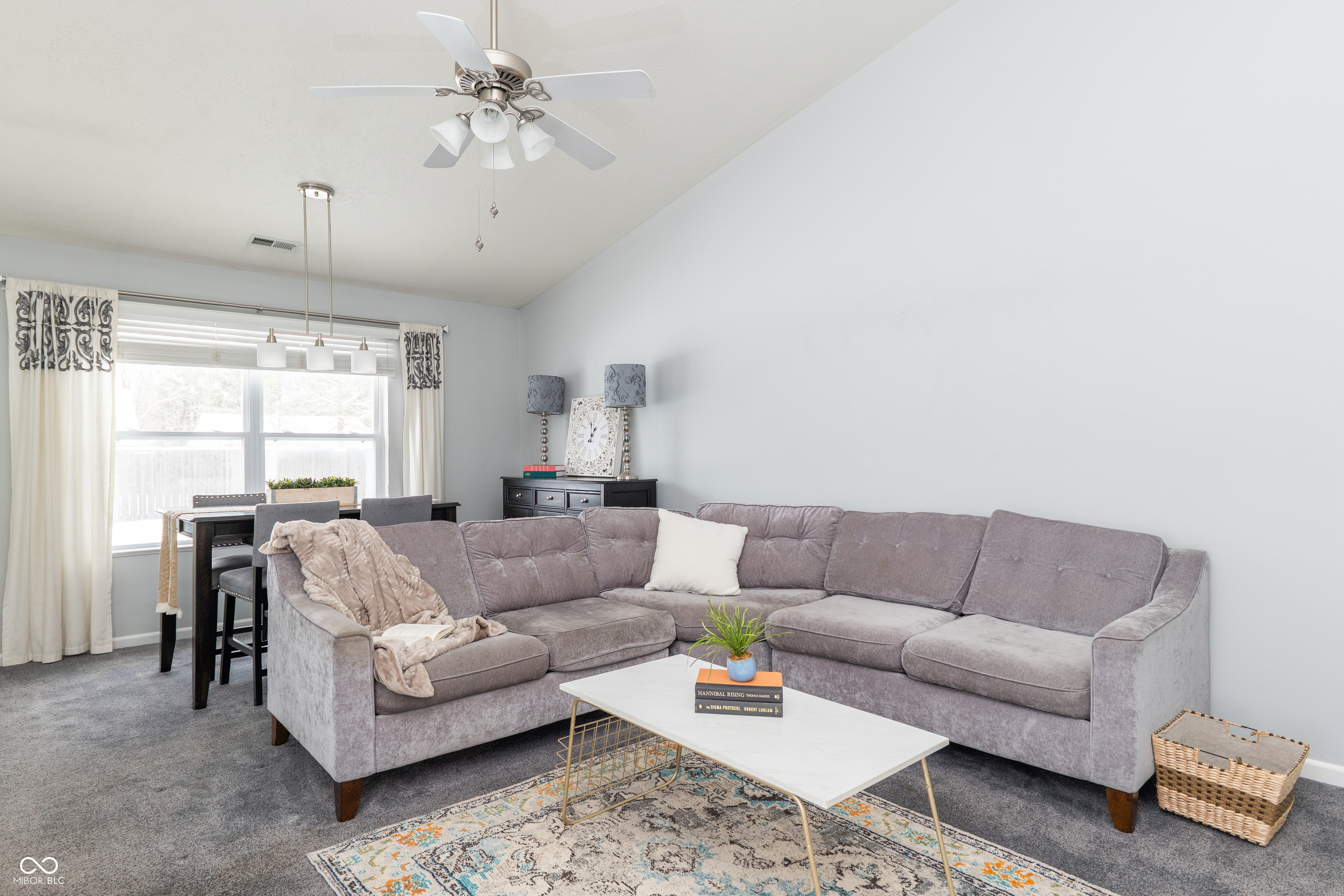 9984 Gentry Drive Fishers, IN 46038 - Photo 6 of 31