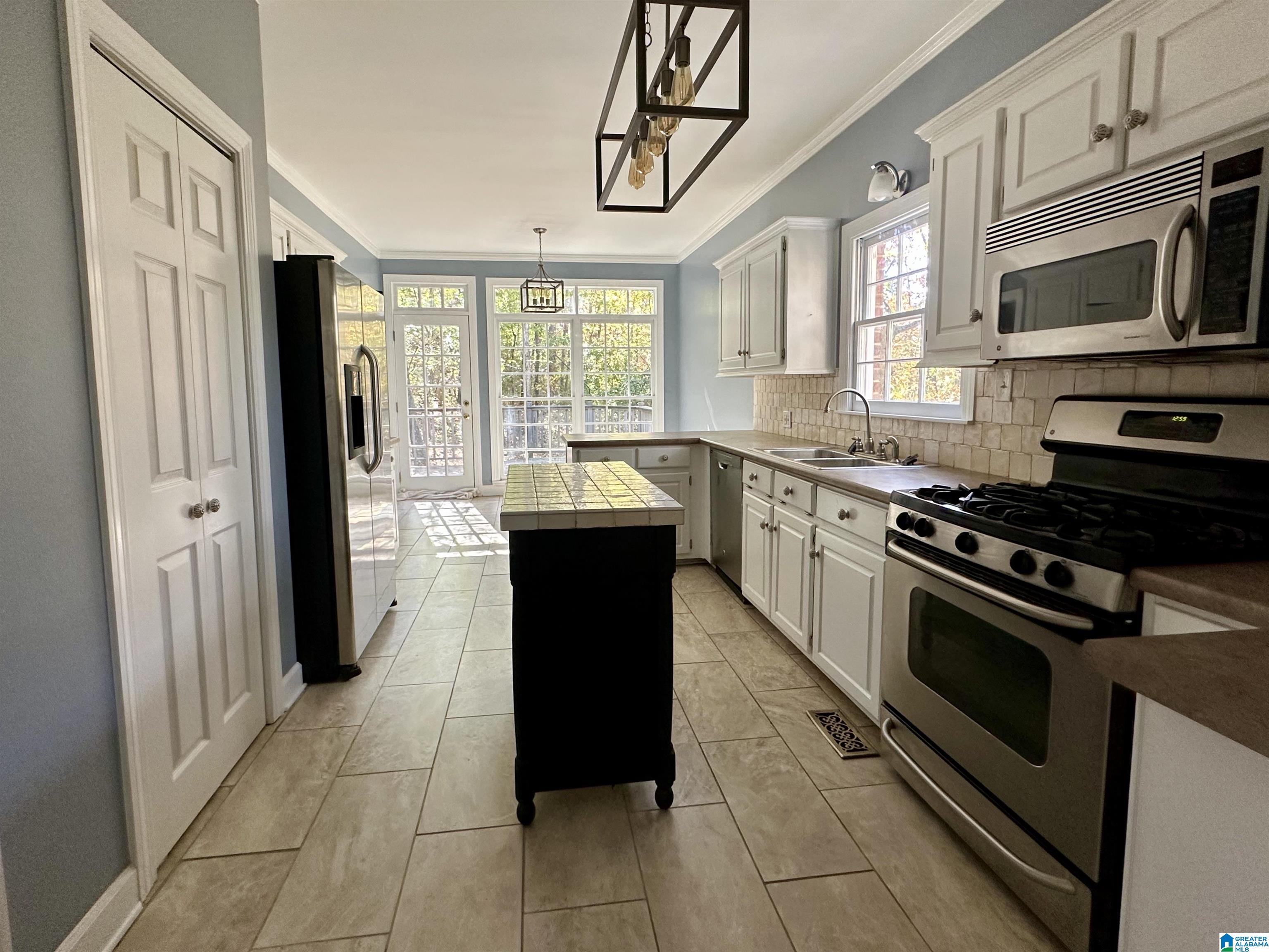 1468 Eden Ridge Drive Birmingham, AL 35244 - Photo 7 of 24