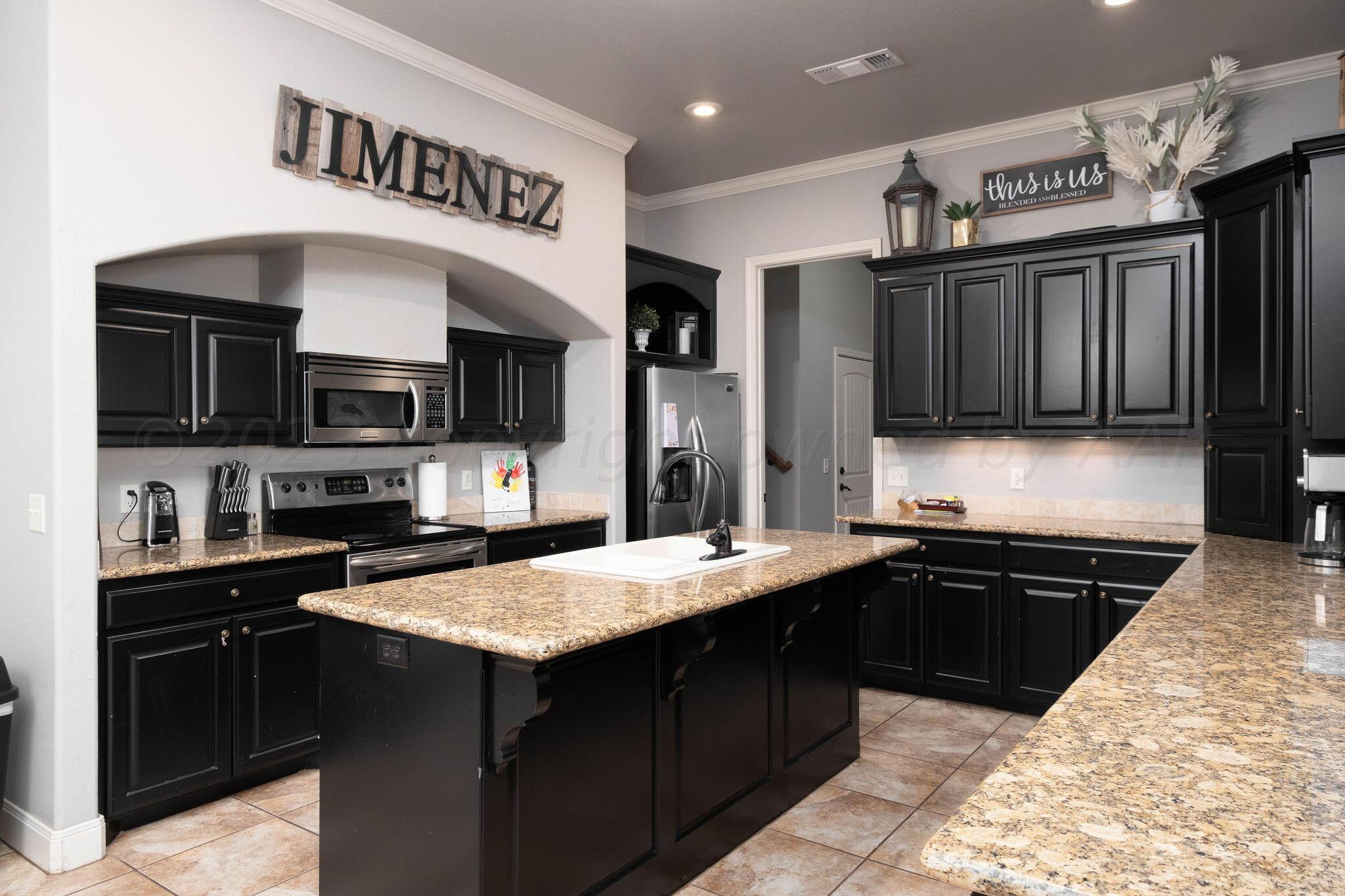 16501 Dove Meadow Road Canyon, TX 79015 - Photo 12 of 47 Kitchen