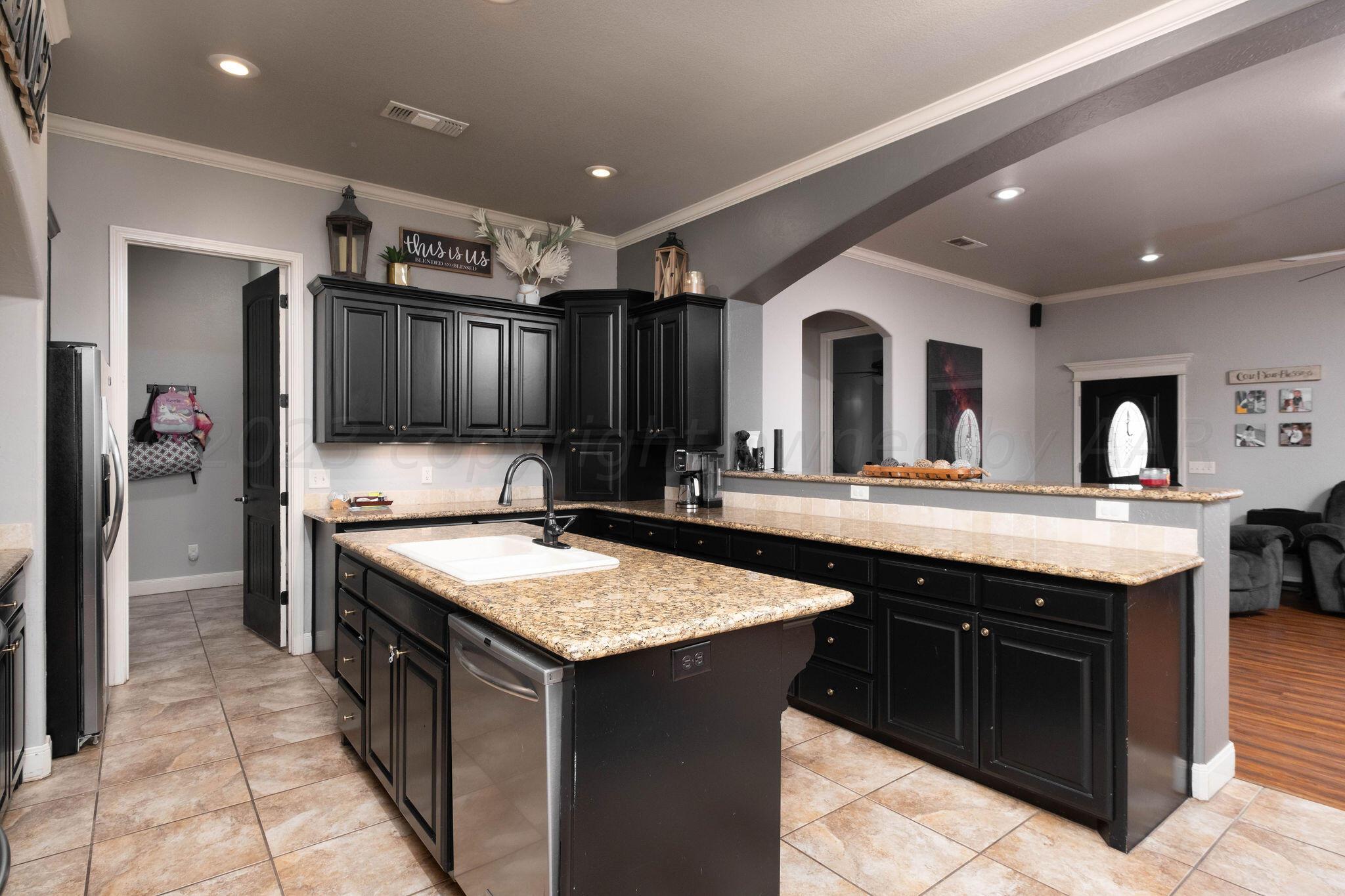 16501 Dove Meadow Road Canyon, TX 79015 - Photo 13 of 47 Kitchen