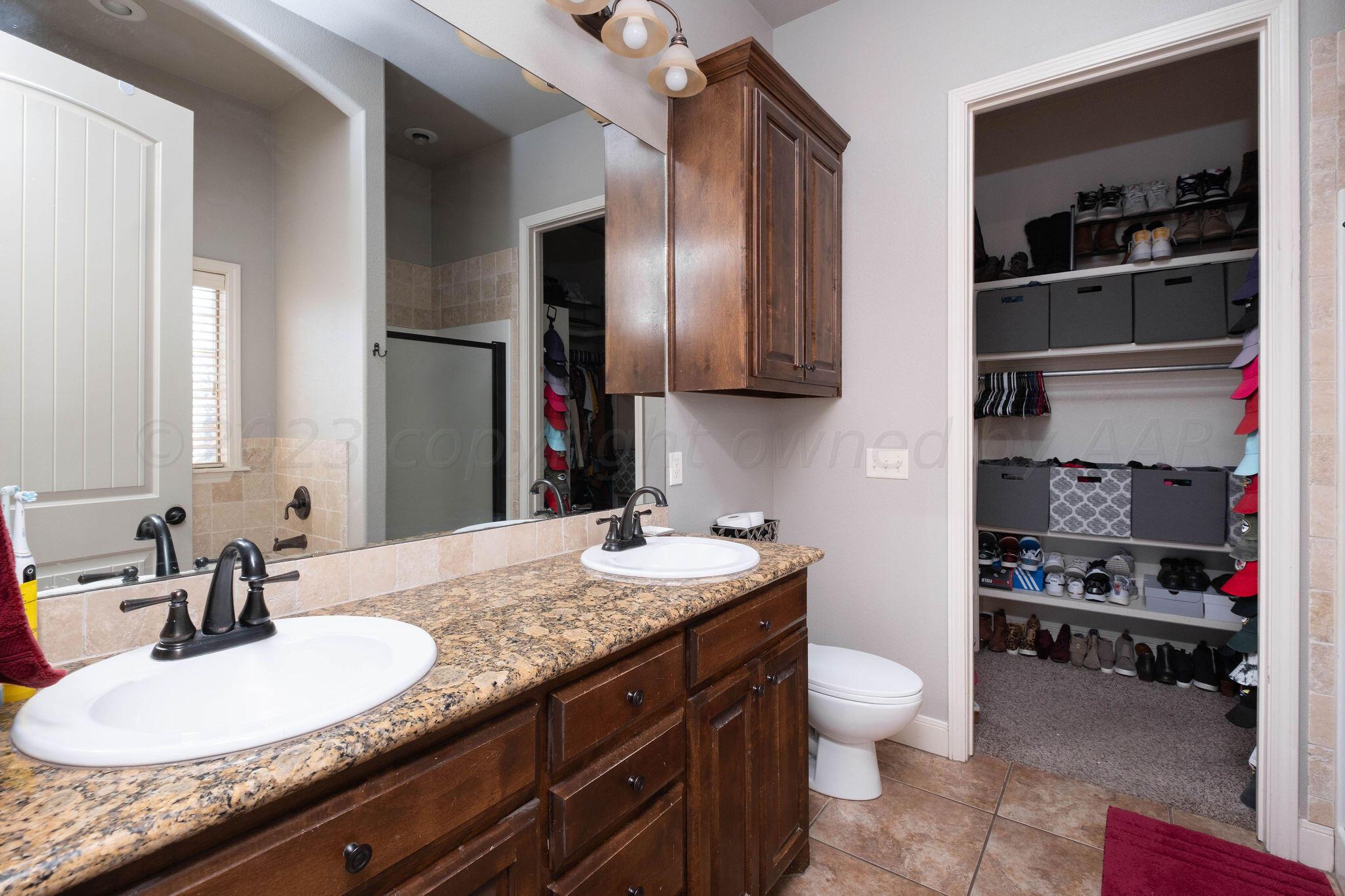 16501 Dove Meadow Road Canyon, TX 79015 - Photo 18 of 47 Master Bathroom