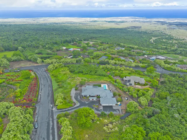 $2,738,000 | 72-4084 Ke Ana Wai Street, Kailua-Kona, HI 96740
